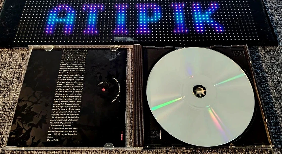 Título Le Mystere Des 🎾Voix Bulgares - CD 1989 Philips Culto Raro Indispensable 🈎 – photo 4